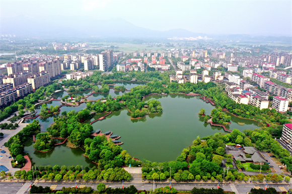 江西峽江：“口袋公園”推窗見(jiàn)綠